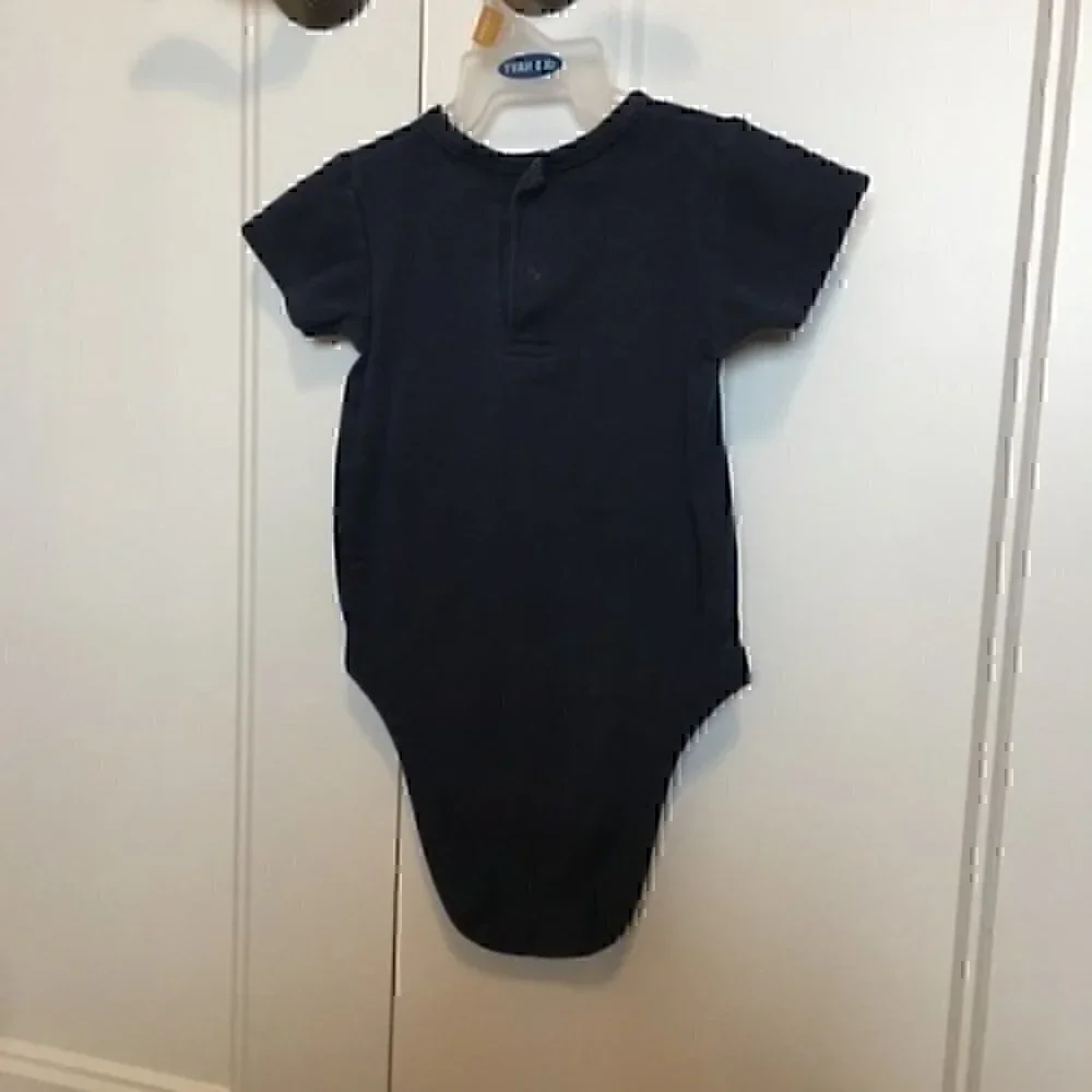 6-12 months Old Navy onesies both navy blue